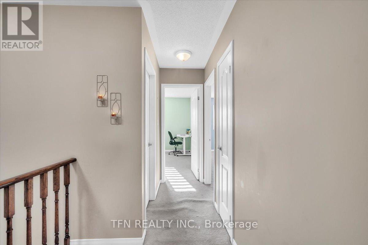 51 Hodnett Crescent, Clarington (Newcastle), Ontario  L1B 1R6 - Photo 10 - E12051178