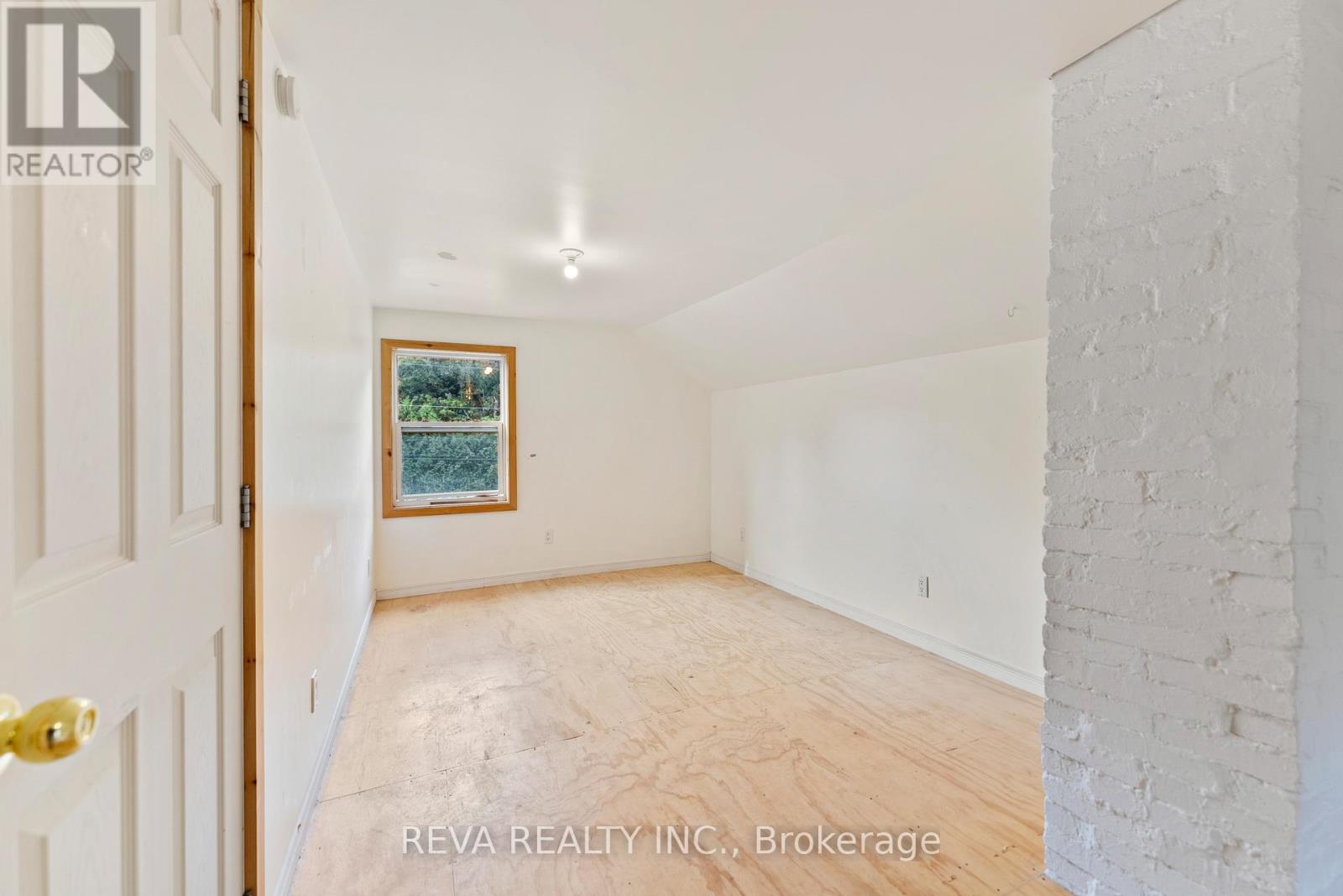 78 Bridge Street E, Bancroft (Bancroft Ward), Ontario  K0L 1C0 - Photo 15 - X12052055