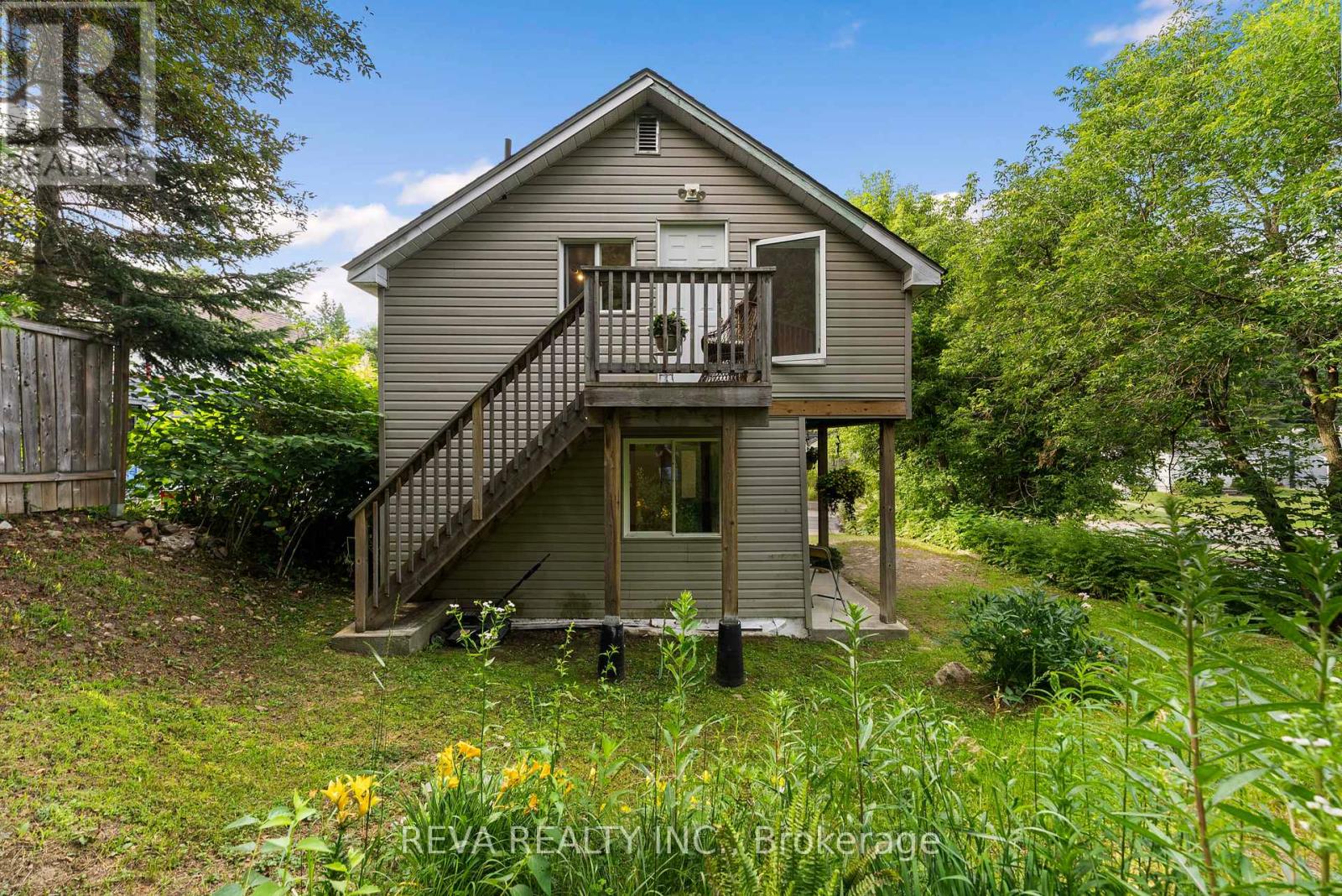 78 Bridge Street E, Bancroft (Bancroft Ward), Ontario  K0L 1C0 - Photo 3 - X12052055