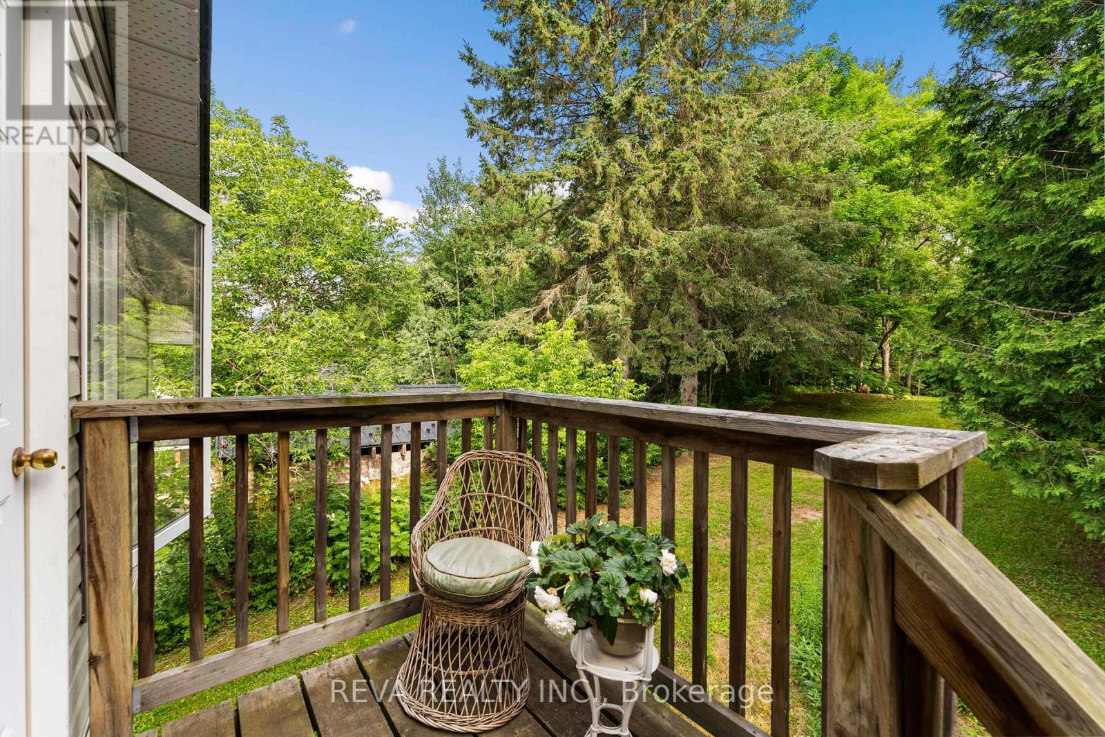 78 Bridge Street E, Bancroft (Bancroft Ward), Ontario  K0L 1C0 - Photo 4 - X12052055