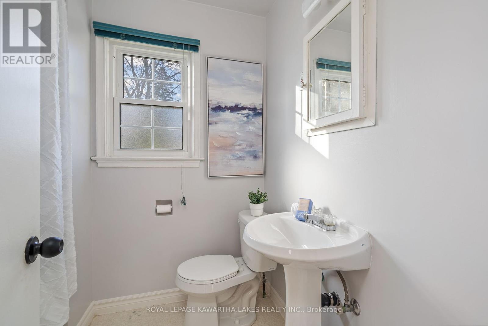 769 Chesterfield Avenue, Peterborough North (South), Ontario  K9H 4Y1 - Photo 20 - X12053052