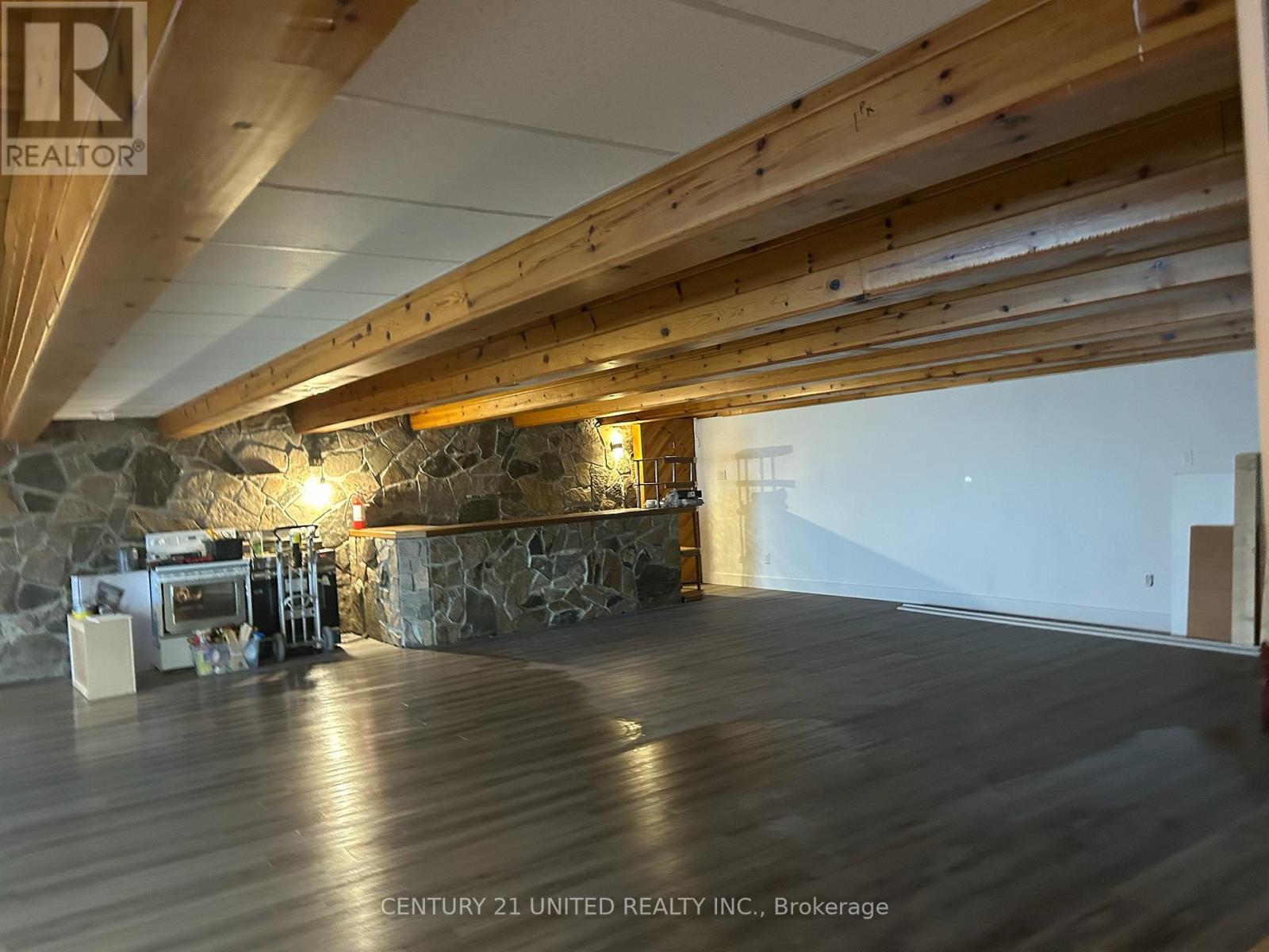 2704 Lakefield Road, Selwyn, Ontario  K9J 6X5 - Photo 13 - X12053091