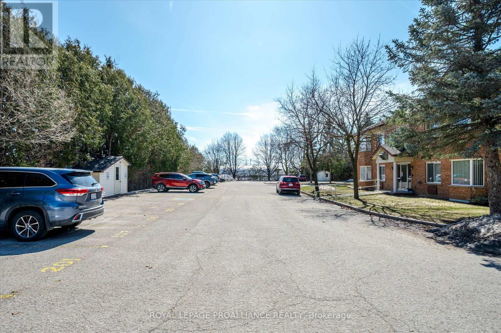 106 - 914 Ford Street, Peterborough Central (South), Ontario  K9J 5V3 - Photo 42 - X12053243