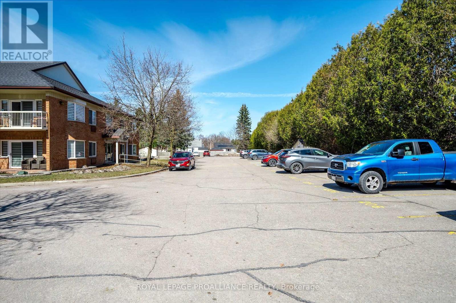106 - 914 Ford Street, Peterborough Central (South), Ontario  K9J 5V3 - Photo 43 - X12053243