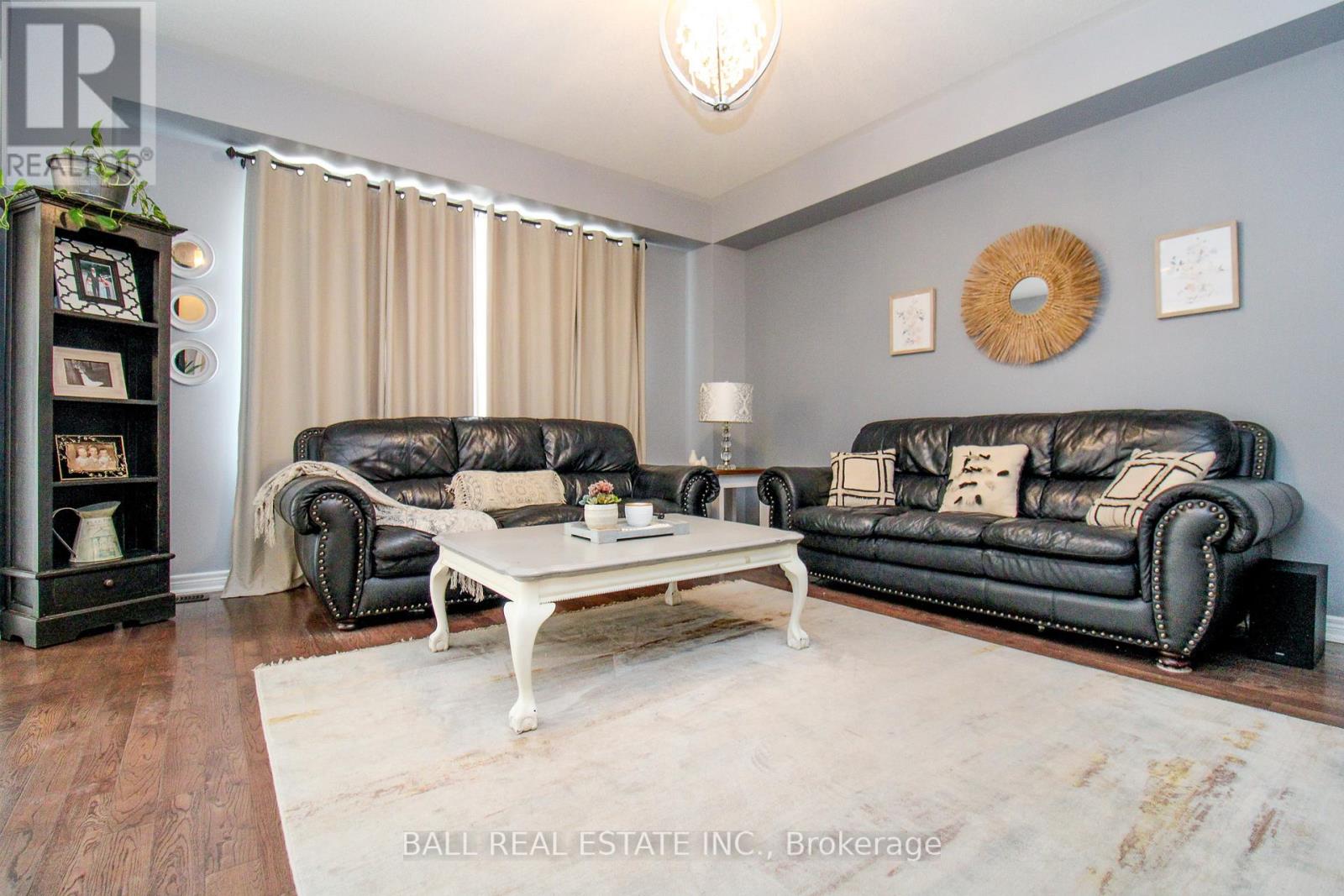 689 Goodwin Terrace, Peterborough North (North), Ontario  K9J 0H9 - Photo 17 - X12054017