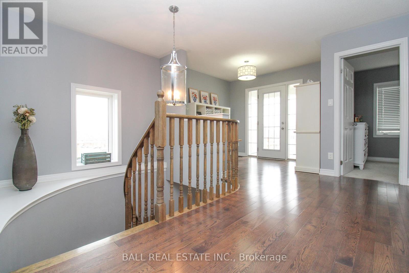 689 Goodwin Terrace, Peterborough North (North), Ontario  K9J 0H9 - Photo 25 - X12054017