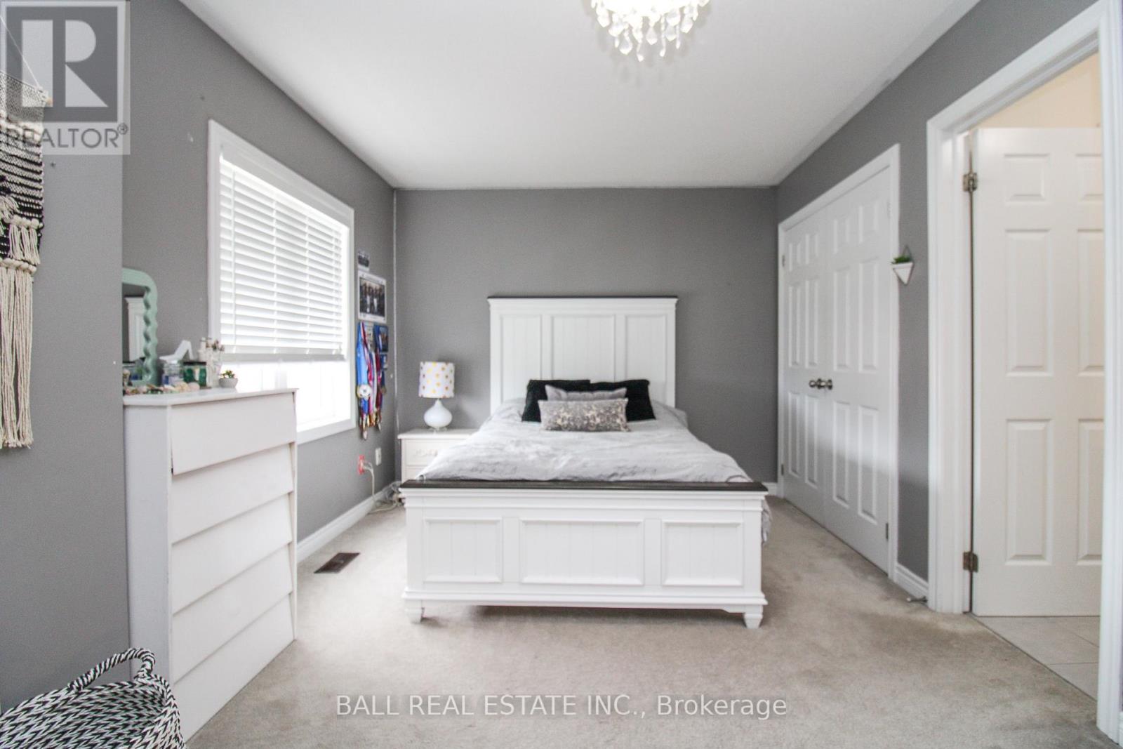 689 Goodwin Terrace, Peterborough North (North), Ontario  K9J 0H9 - Photo 32 - X12054017