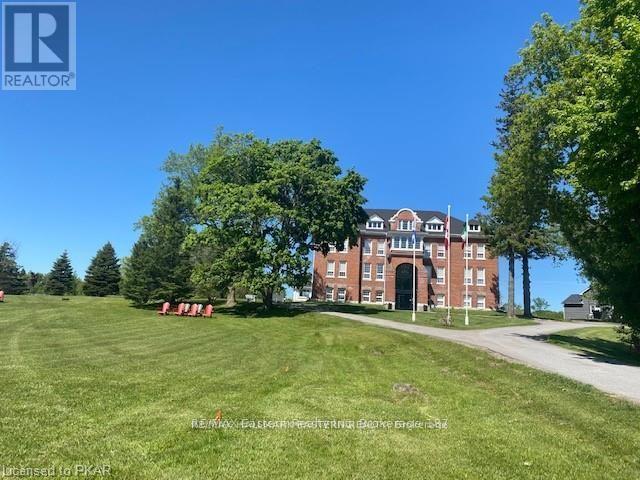 401 - 1354 Youngs Point Road, Selwyn, Ontario  K0L 2H0 - Photo 1 - X12055016