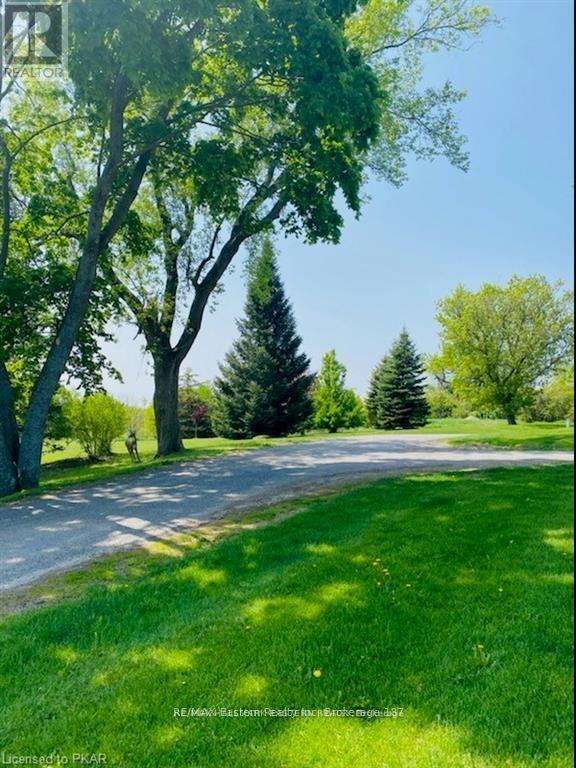 401 - 1354 Youngs Point Road, Selwyn, Ontario  K0L 2H0 - Photo 21 - X12055016