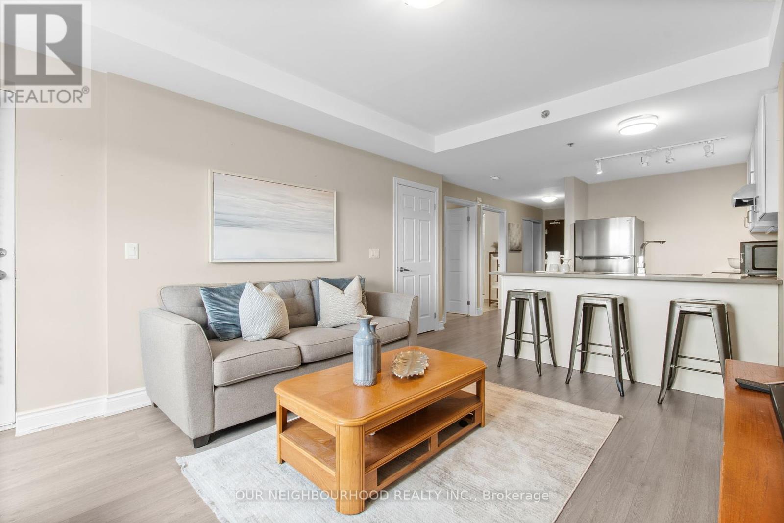 208 - 21 Brookhouse Drive, Clarington (Newcastle), Ontario  L1B 0V4 - Photo 8 - E12055803