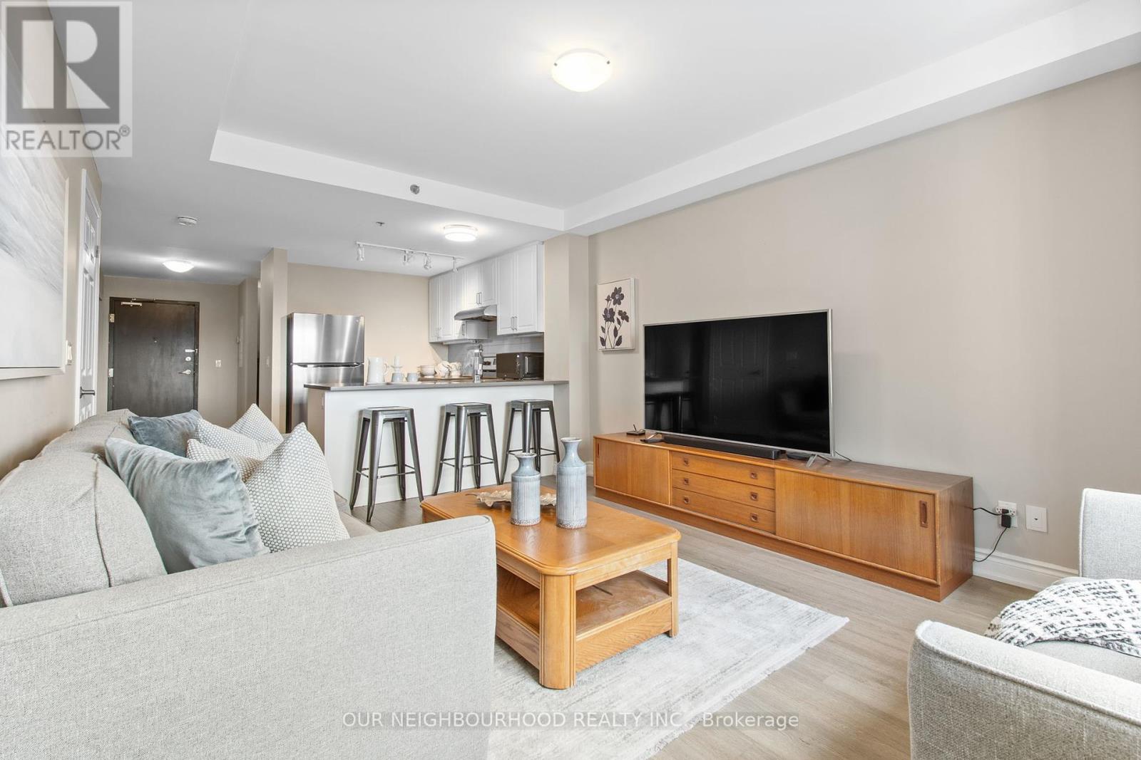 208 - 21 Brookhouse Drive, Clarington (Newcastle), Ontario  L1B 0V4 - Photo 9 - E12055803