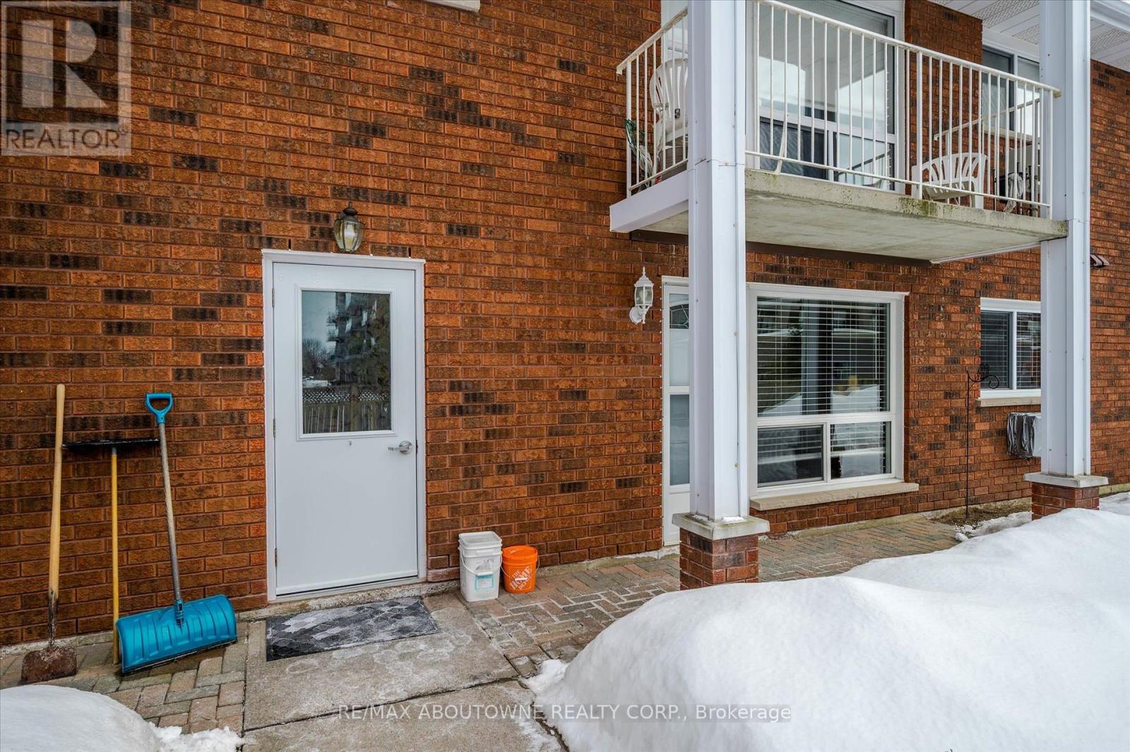 201 - 2394 Mountland Drive W, Peterborough West (Central), Ontario  K9K 2C9 - Photo 30 - X12056140