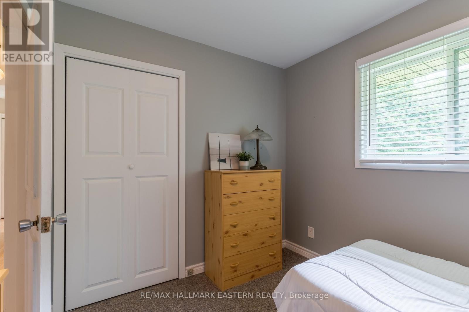 815 Stewart Drive, Peterborough South (East), Ontario  K9J 7R3 - Photo 16 - X12056595