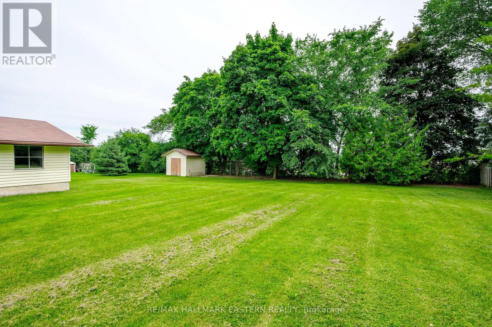 815 Stewart Drive, Peterborough South (East), Ontario  K9J 7R3 - Photo 39 - X12056595