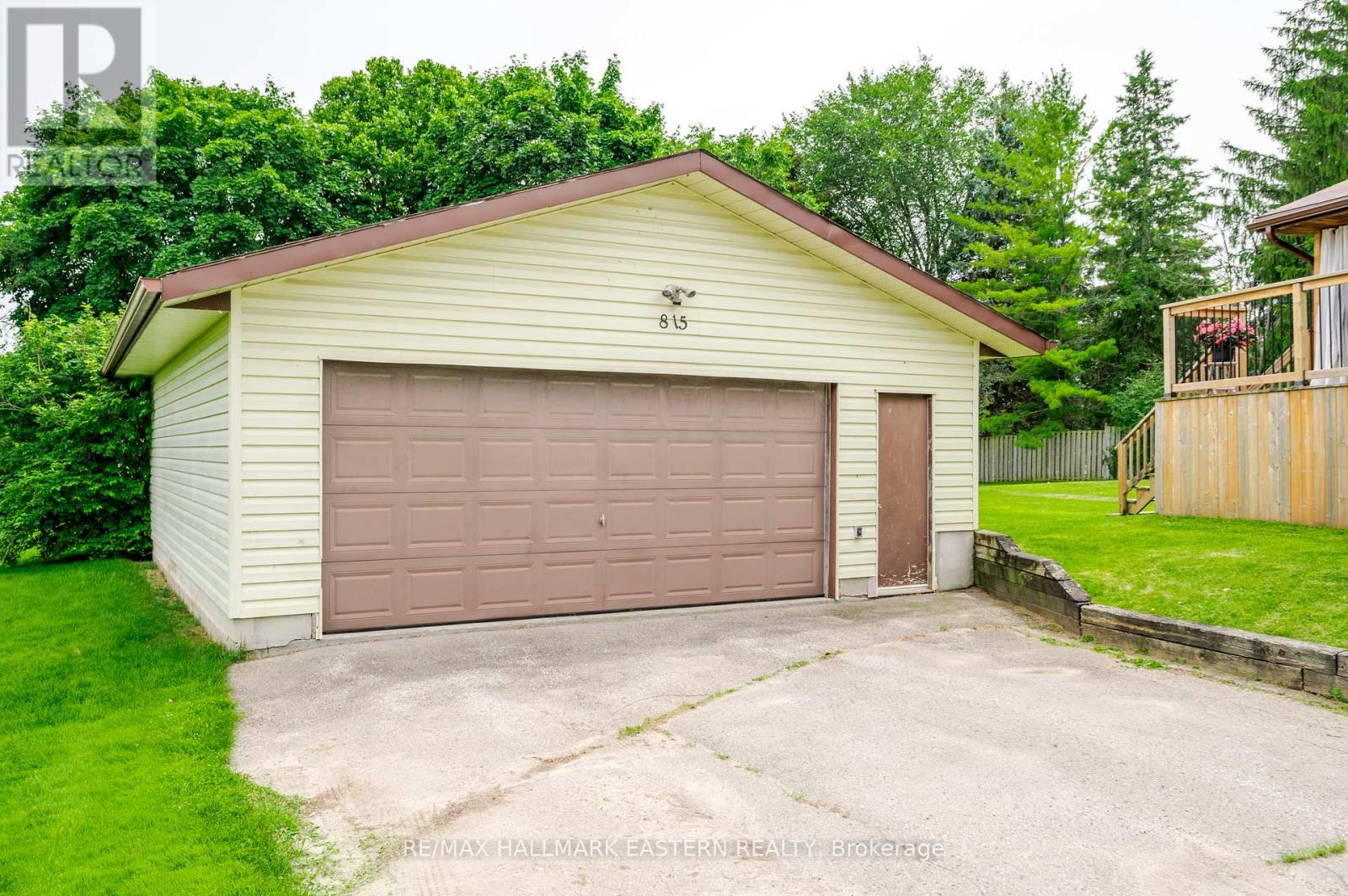 815 Stewart Drive, Peterborough South (East), Ontario  K9J 7R3 - Photo 47 - X12056595