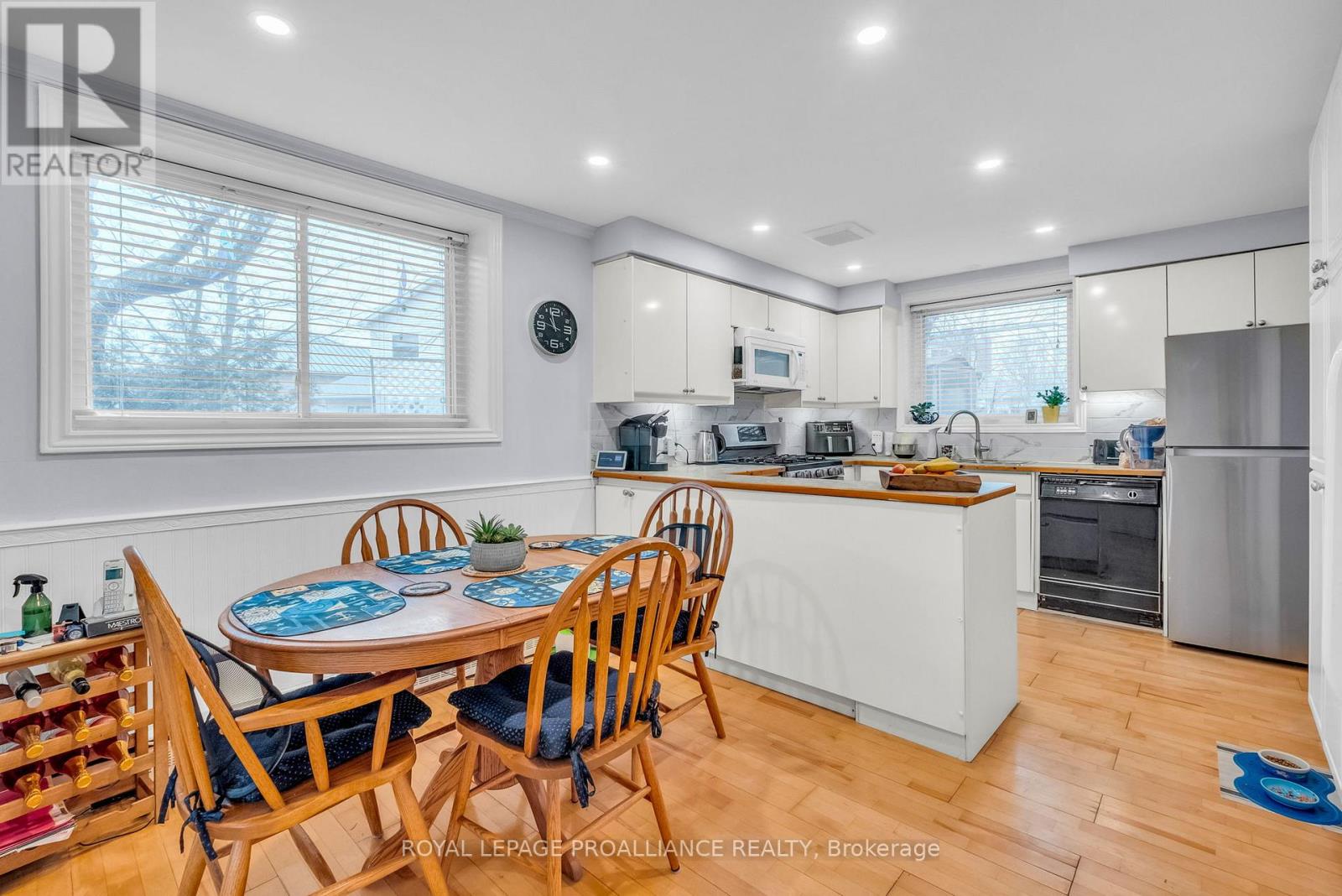 394 Sunset Boulevard, Clarington (Newcastle), Ontario  L1B 1C8 - Photo 11 - E12056988