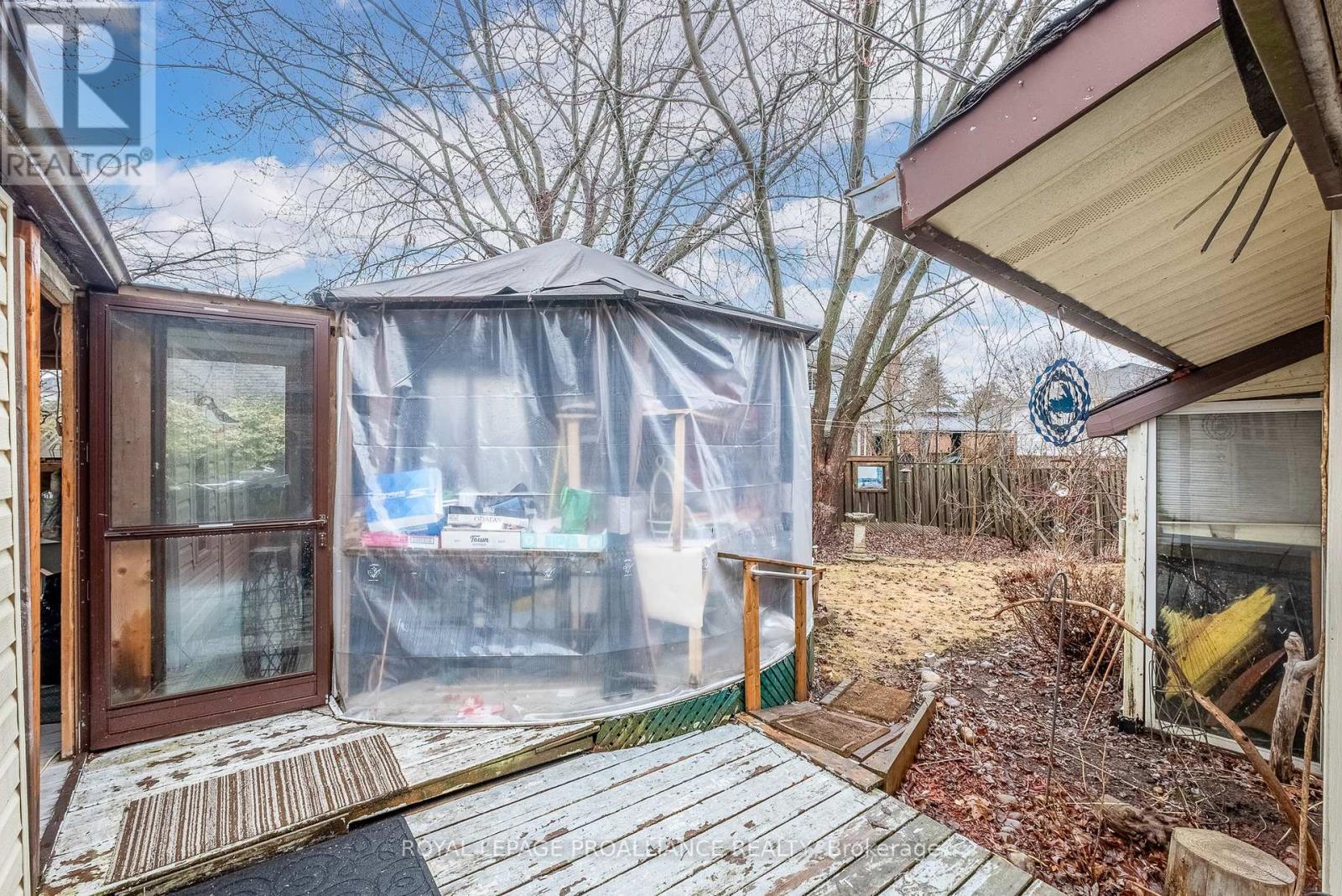 394 Sunset Boulevard, Clarington (Newcastle), Ontario  L1B 1C8 - Photo 34 - E12056988