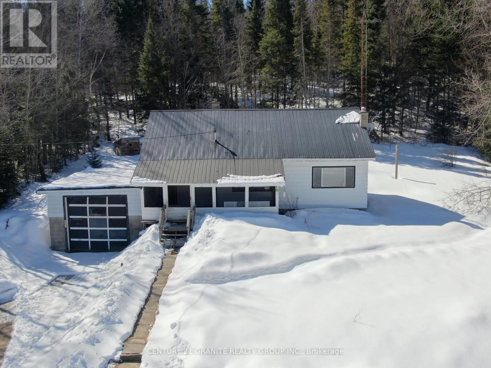 1909 Highway 127, Hastings Highlands (Mcclure Ward), Ontario  K0L 2K0 - Photo 3 - X12058951