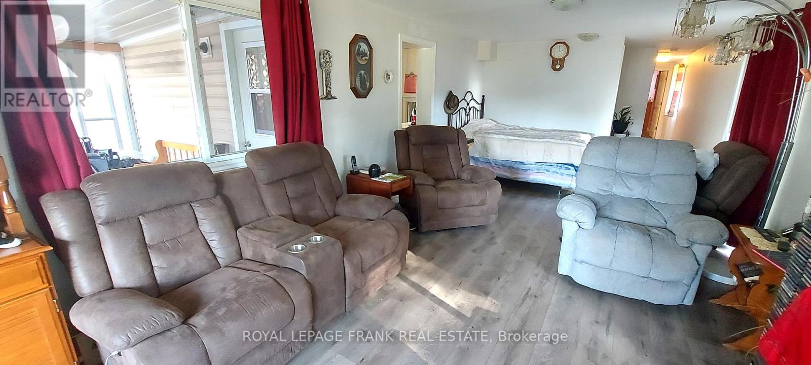 83 Belmont Street, Havelock-Belmont-Methuen (Belmont-Methuen), Ontario  K0L 1Z0 - Photo 10 - X12059936
