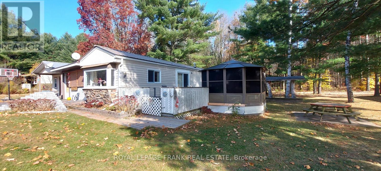 83 Belmont Street, Havelock-Belmont-Methuen (Belmont-Methuen), Ontario  K0L 1Z0 - Photo 14 - X12059936