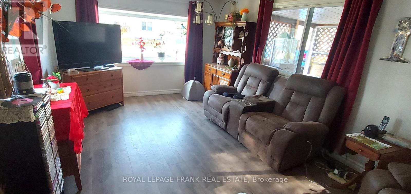 83 Belmont Street, Havelock-Belmont-Methuen (Belmont-Methuen), Ontario  K0L 1Z0 - Photo 8 - X12059936