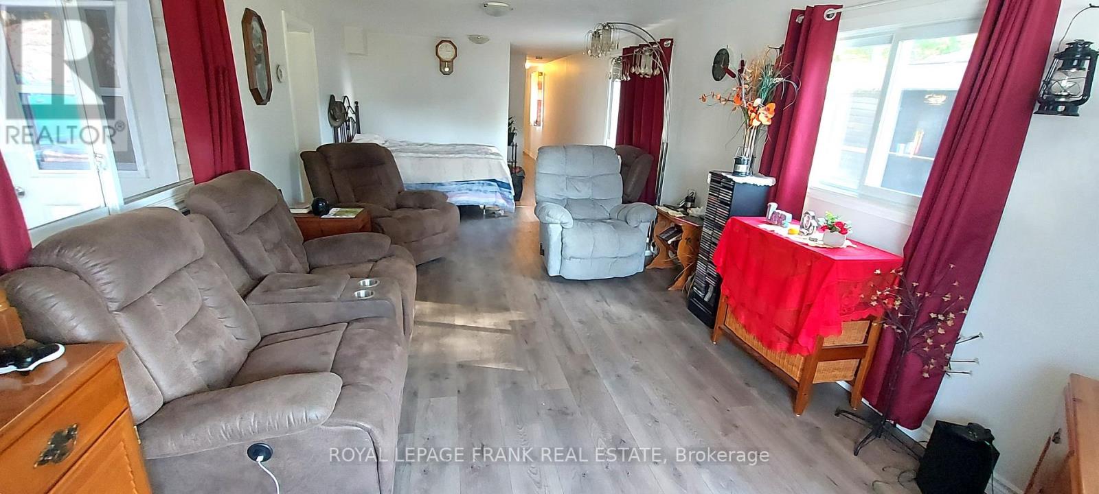 83 Belmont Street, Havelock-Belmont-Methuen (Belmont-Methuen), Ontario  K0L 1Z0 - Photo 9 - X12059936