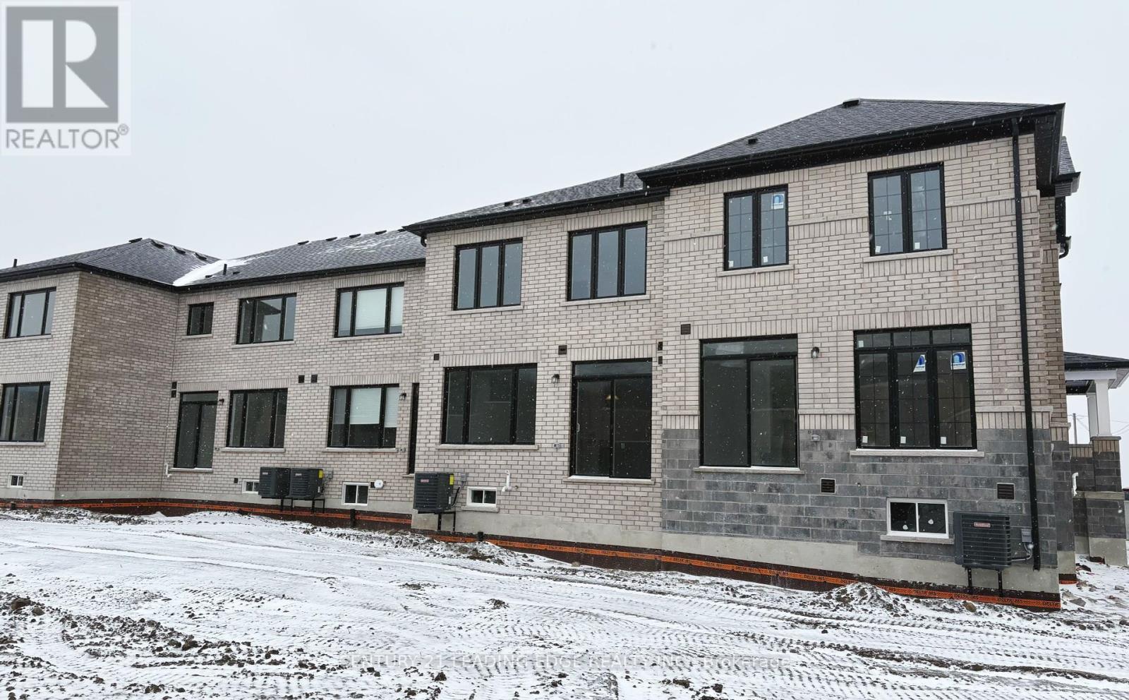 77 Butler Avenue, Kawartha Lakes (Lindsay), Ontario  K9V 0S2 - Photo 28 - X12060384