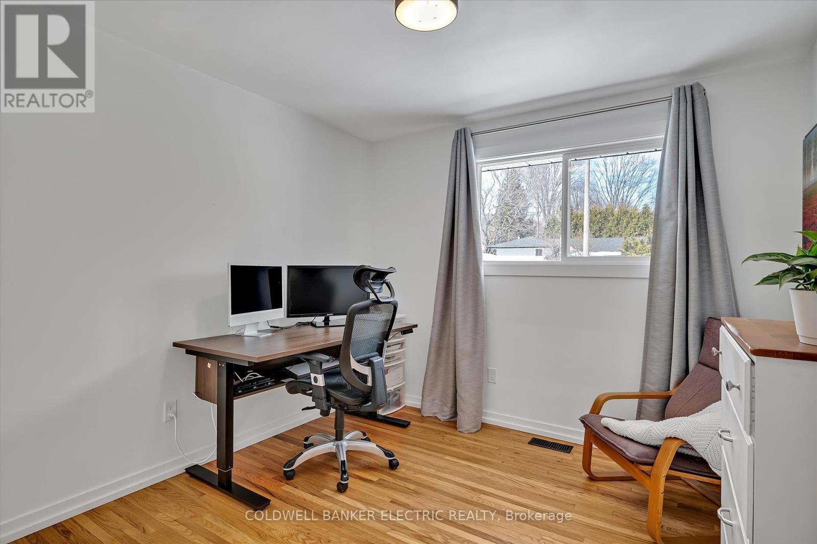 973 Afton Road, Peterborough West (Central), Ontario  K9J 7K3 - Photo 23 - X12063303