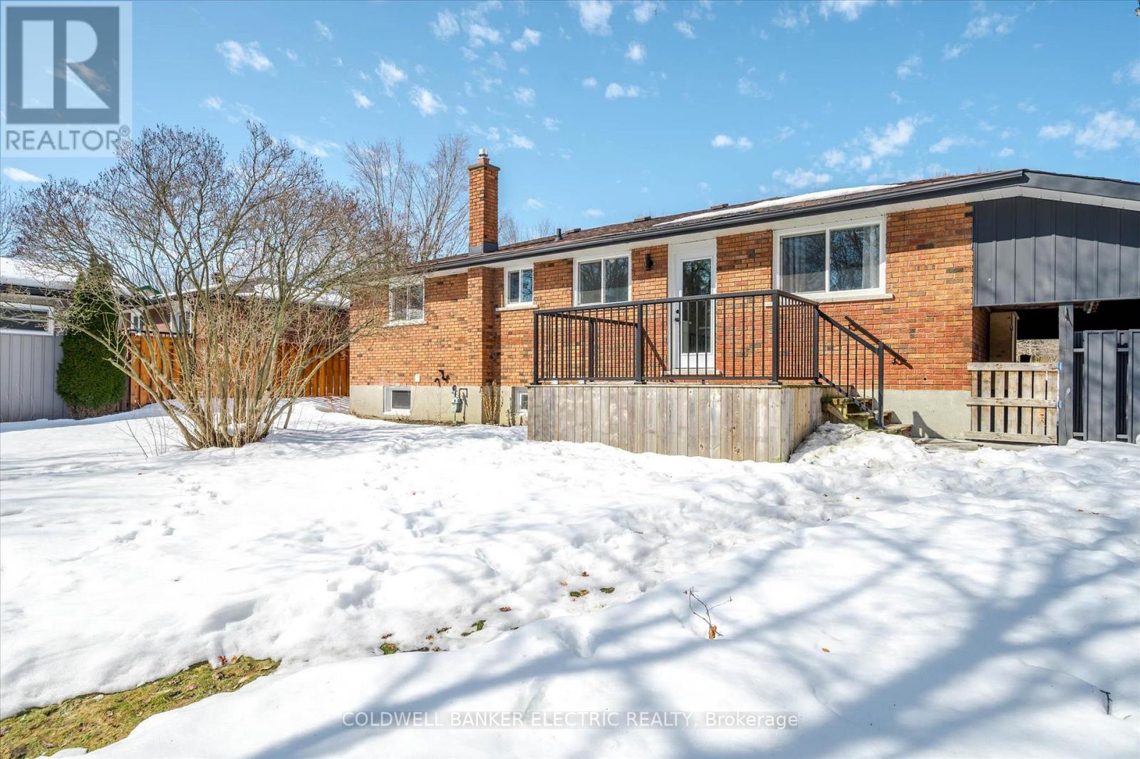 973 Afton Road, Peterborough West (Central), Ontario  K9J 7K3 - Photo 38 - X12063303