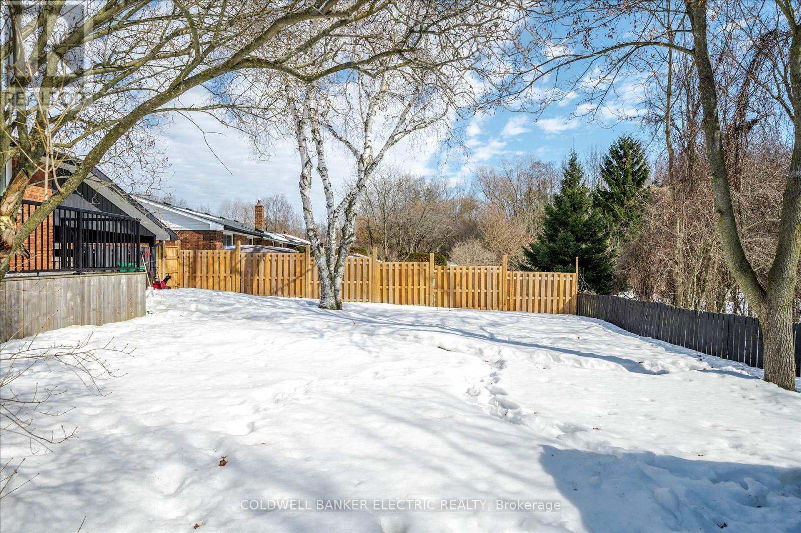 973 Afton Road, Peterborough West (Central), Ontario  K9J 7K3 - Photo 39 - X12063303