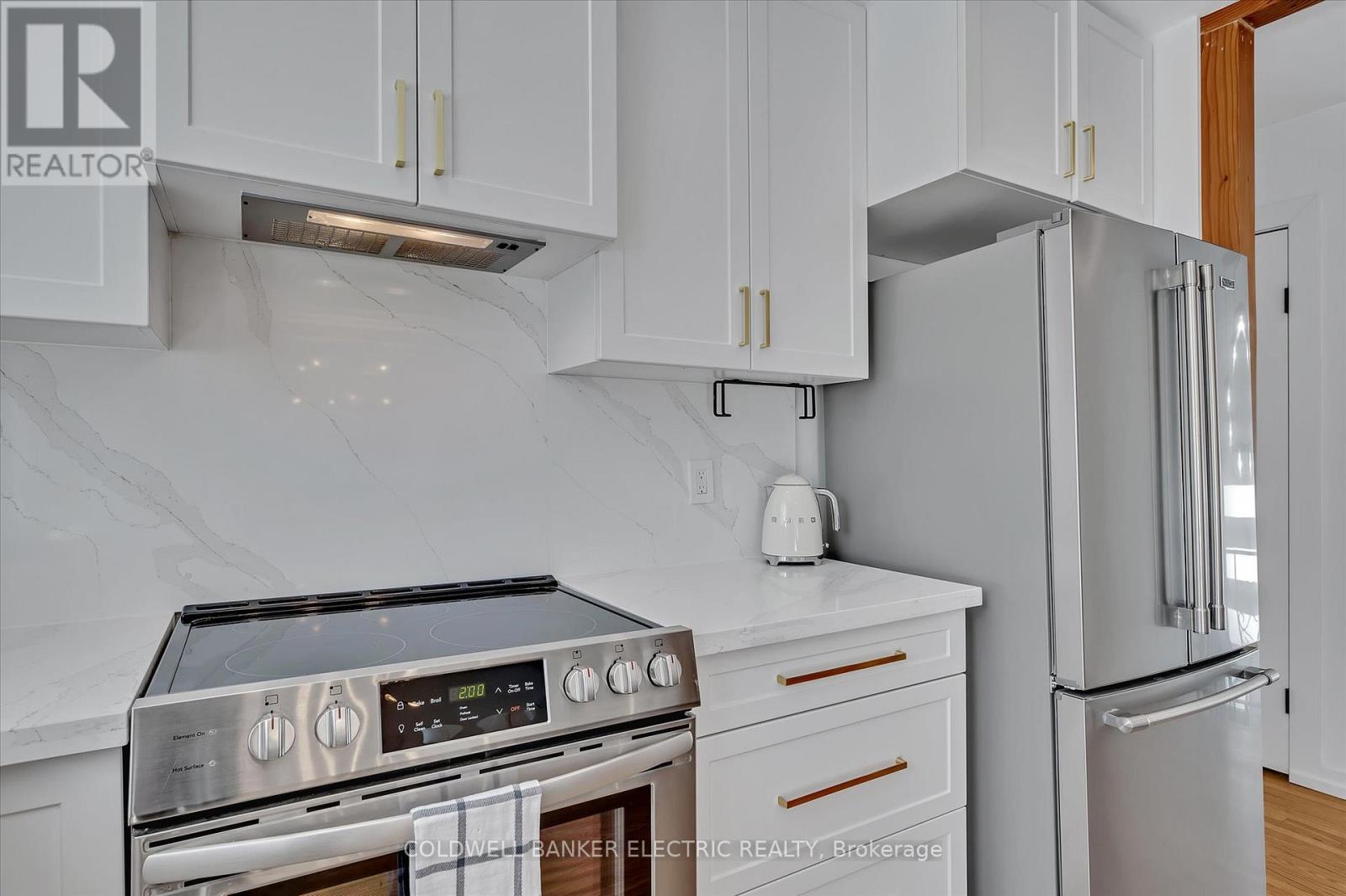973 Afton Road, Peterborough West (Central), Ontario  K9J 7K3 - Photo 7 - X12063303