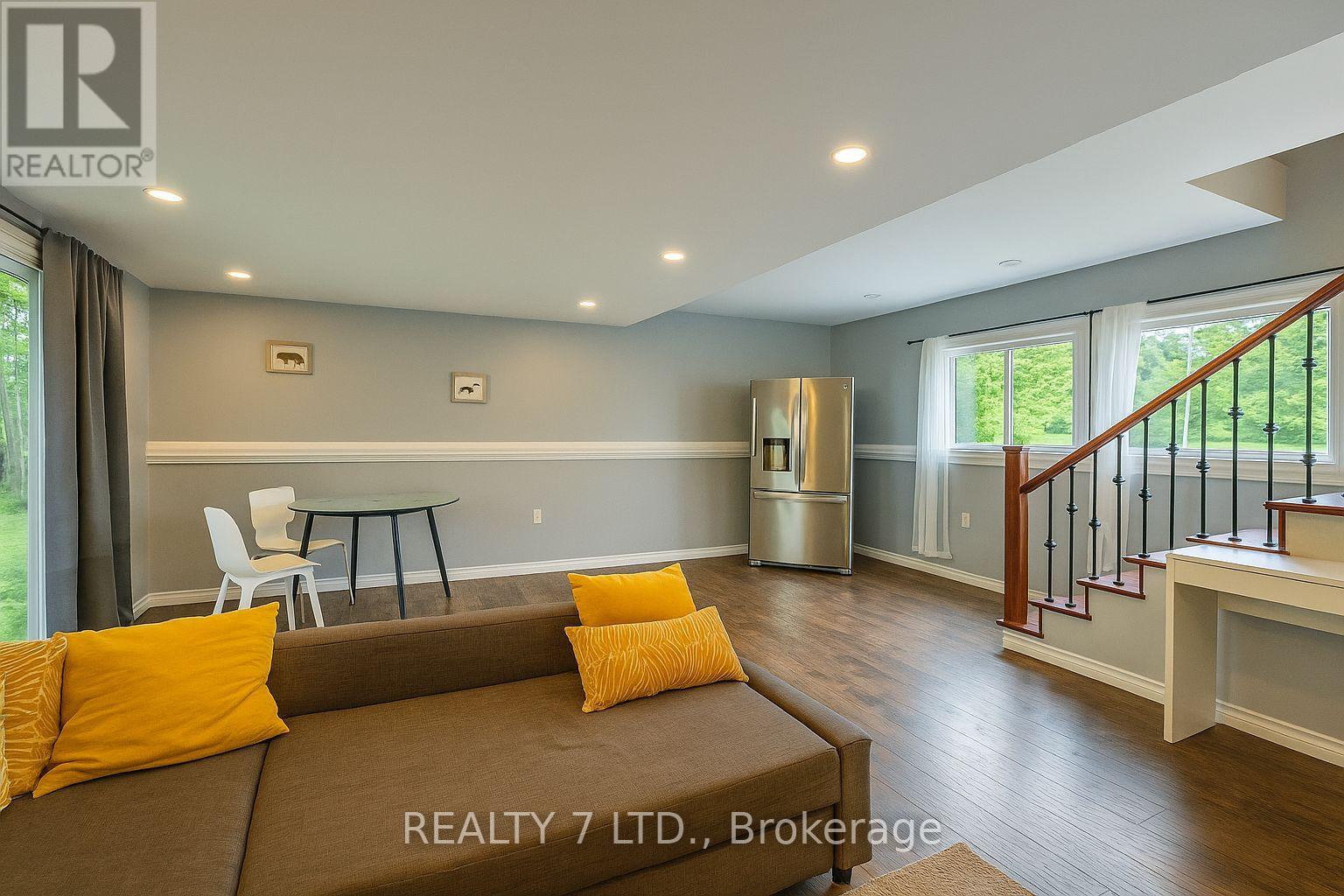 22 Lawrence Street N, Kawartha Lakes (Omemee), Ontario  K9J 6X3 - Photo 28 - X12063851