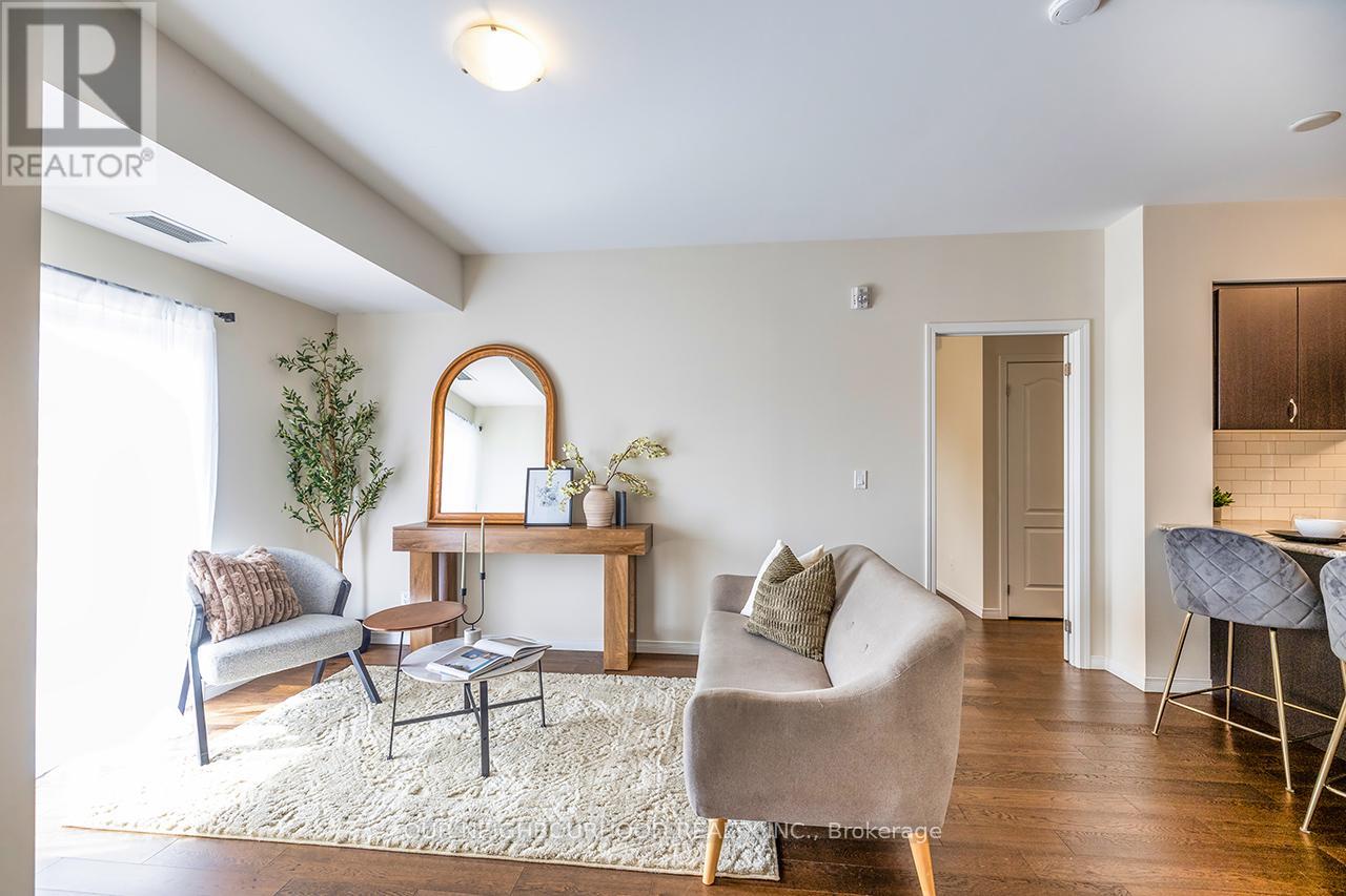 102 - 930 Wentworth Street, Peterborough West (Central), Ontario  K9J 8R8 - Photo 7 - X12065435
