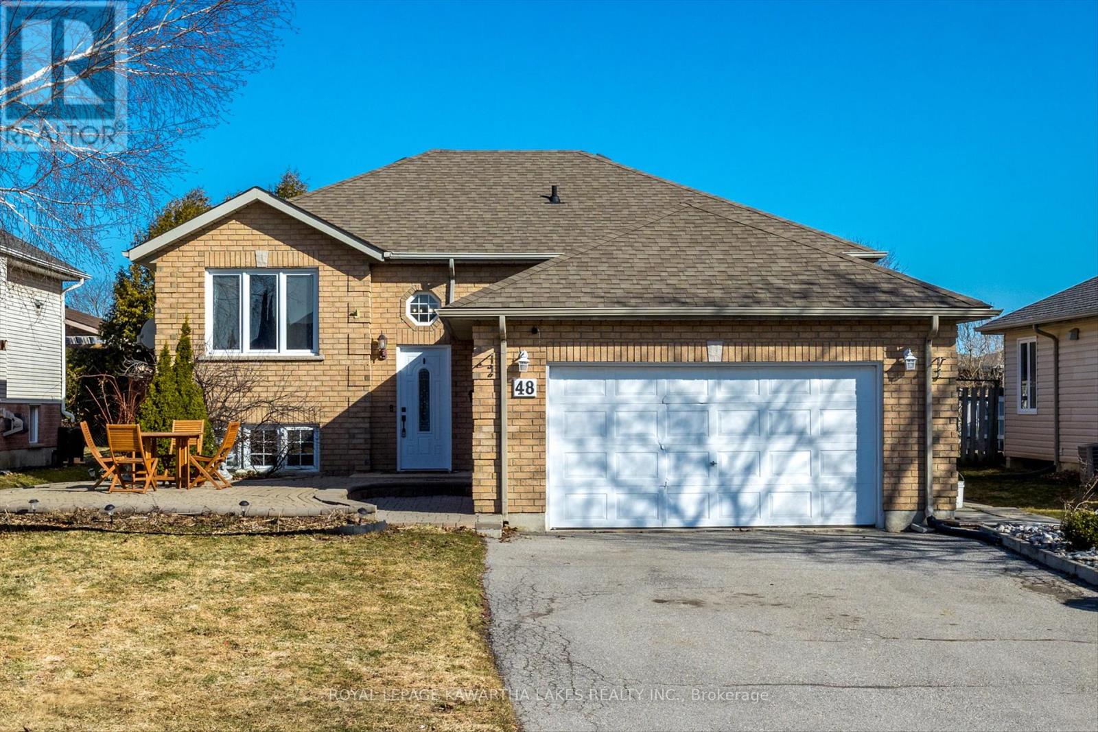 48 Mcgibbon Boulevard, Kawartha Lakes (Lindsay), Ontario  K9V 6G4 - Photo 1 - X12065516