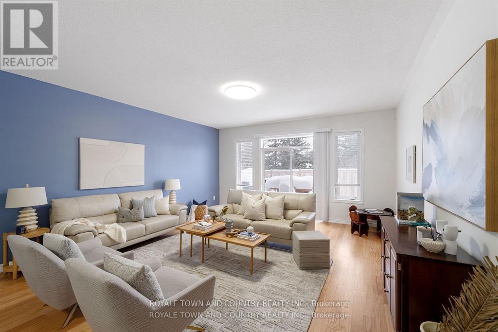 14 Hennessey Crescent, Kawartha Lakes (Lindsay), Ontario  K9V 0P2 - Photo 15 - X12066431