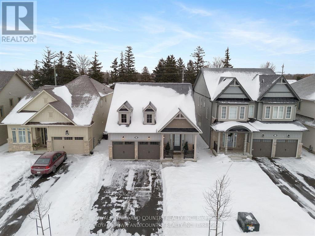 14 Hennessey Crescent, Kawartha Lakes (Lindsay), Ontario  K9V 0P2 - Photo 2 - X12066431