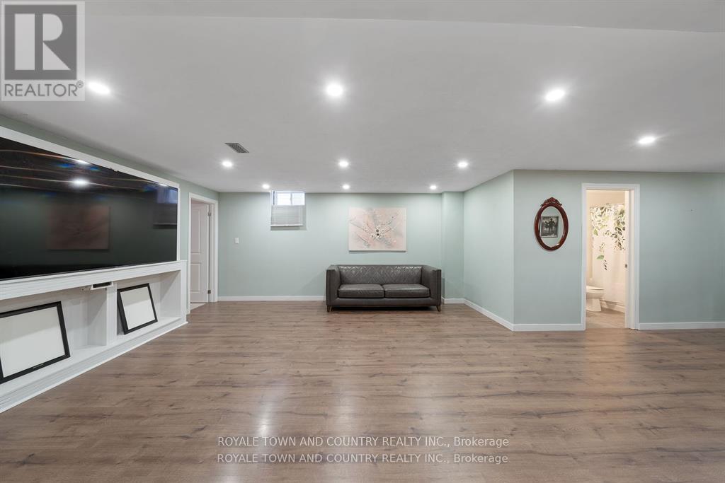 14 Hennessey Crescent, Kawartha Lakes (Lindsay), Ontario  K9V 0P2 - Photo 28 - X12066431