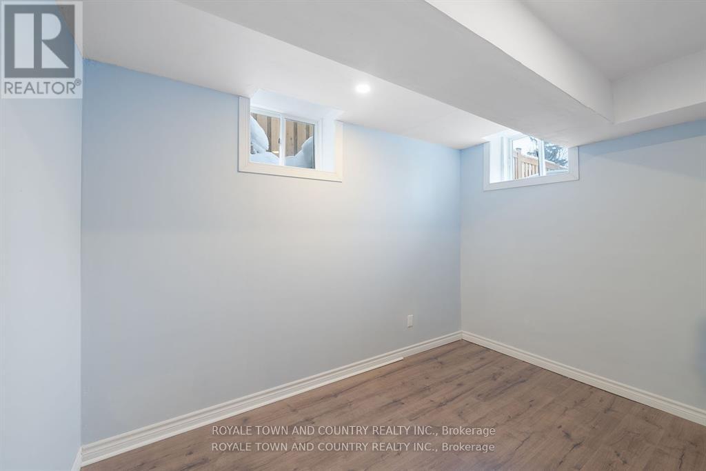 14 Hennessey Crescent, Kawartha Lakes (Lindsay), Ontario  K9V 0P2 - Photo 31 - X12066431