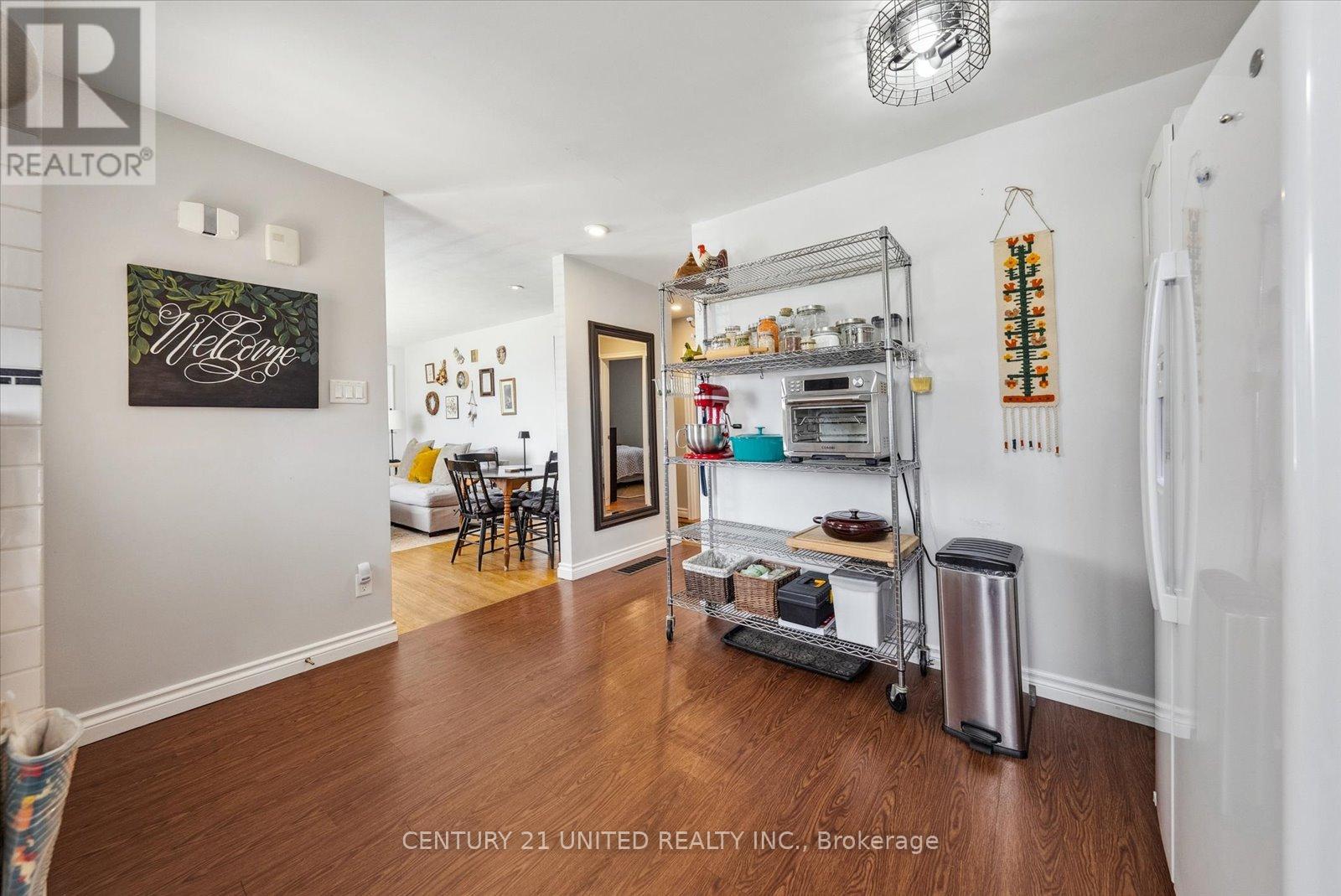 362 Summerhill Drive, Peterborough North (South), Ontario  K9H 5L9 - Photo 15 - X12067691