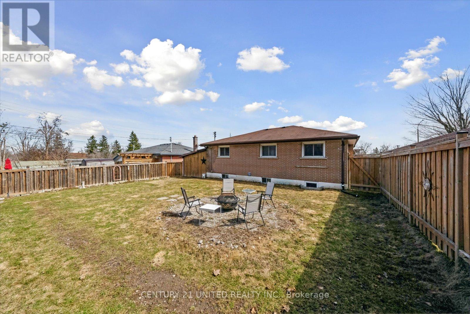 362 Summerhill Drive, Peterborough North (South), Ontario  K9H 5L9 - Photo 38 - X12067691