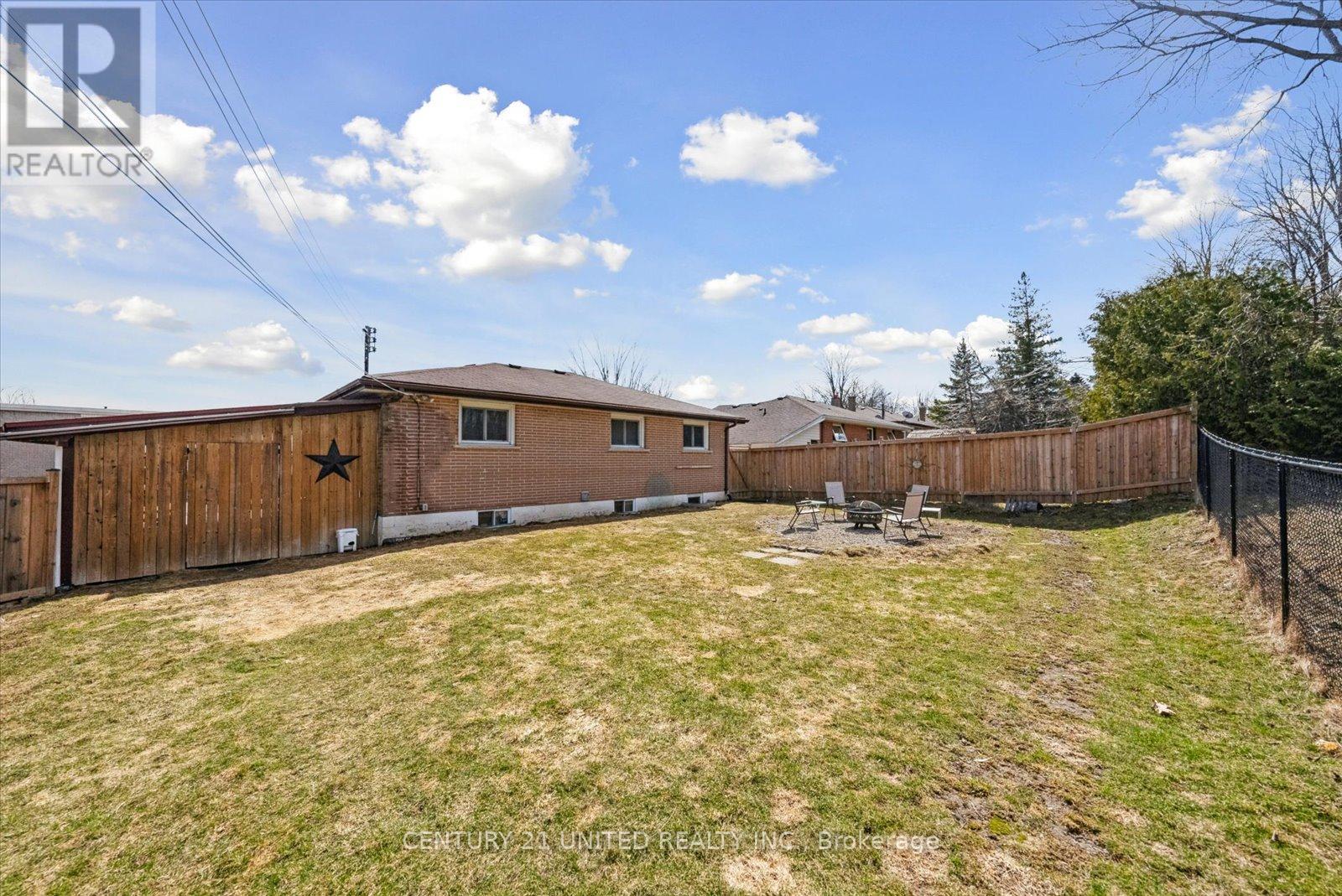362 Summerhill Drive, Peterborough North (South), Ontario  K9H 5L9 - Photo 39 - X12067691
