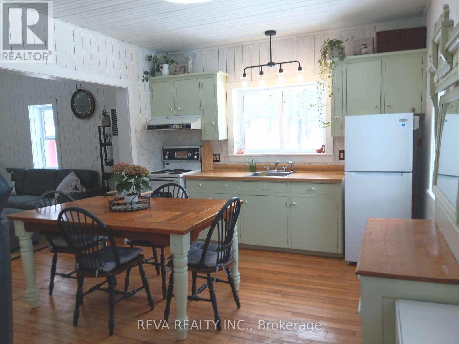 1476 Hillsview Road, Hastings Highlands (Monteagle Ward), Ontario  K0L 2R0 - Photo 5 - X12067741