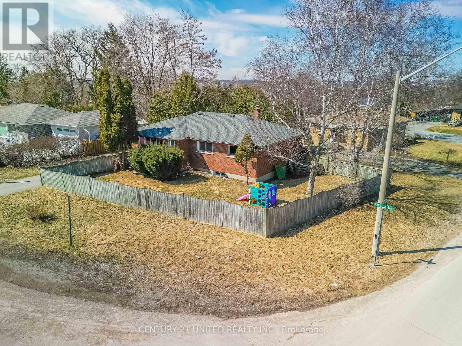 230 COLLISON AVENUE, peterborough south (east), Ontario