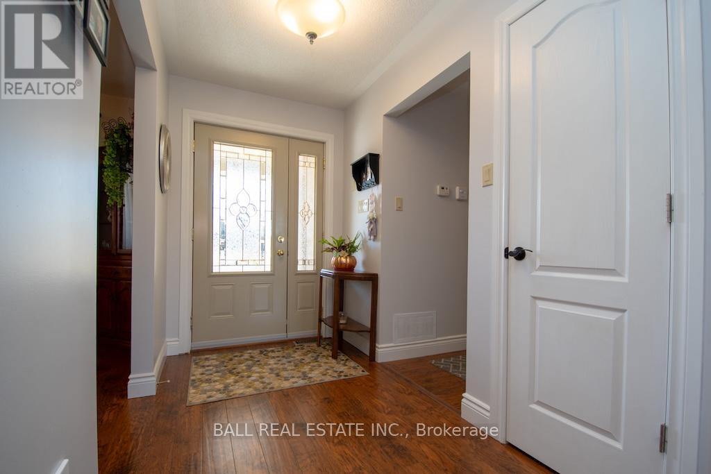 1744 Barton Drive, Selwyn, Ontario  K0L 2H0 - Photo 8 - X12068747
