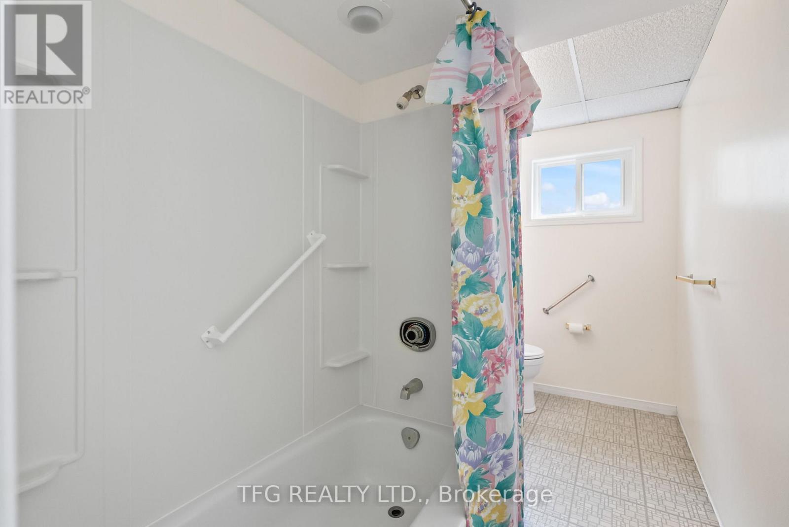 16 Finchurst Road, Peterborough South (East), Ontario  K9J 8E9 - Photo 34 - X12069030