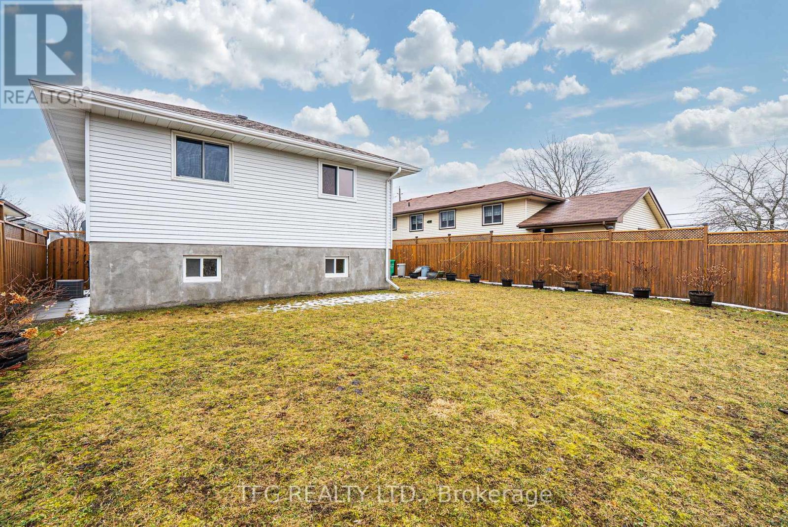 16 Finchurst Road, Peterborough South (East), Ontario  K9J 8E9 - Photo 38 - X12069030