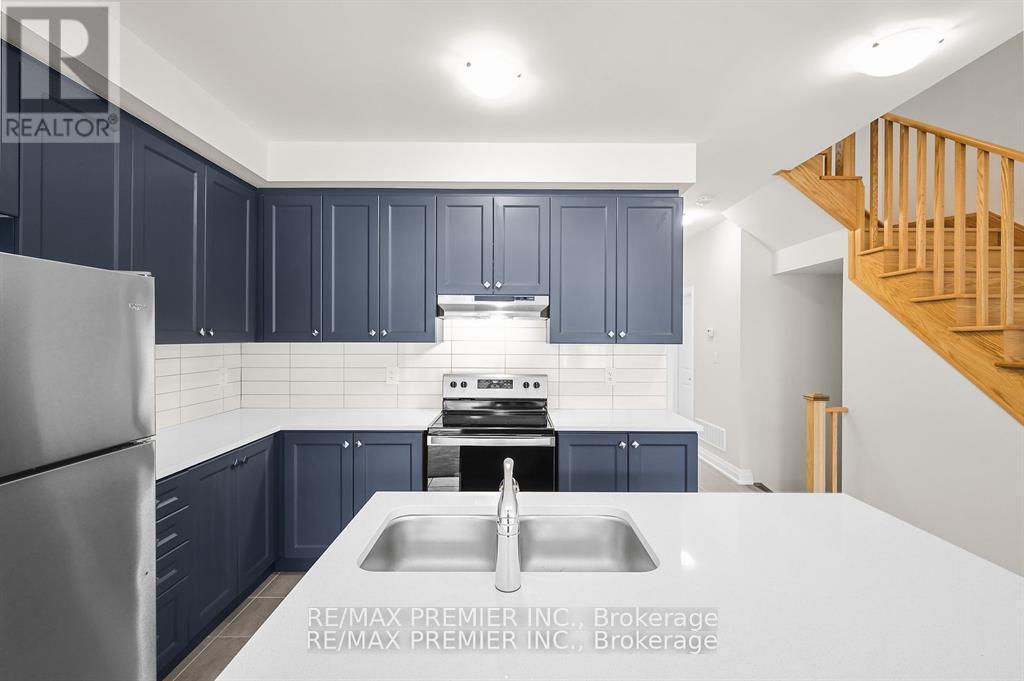 138 Corley Street, Kawartha Lakes (Lindsay), Ontario  K9V 0R4 - Photo 10 - X12068994
