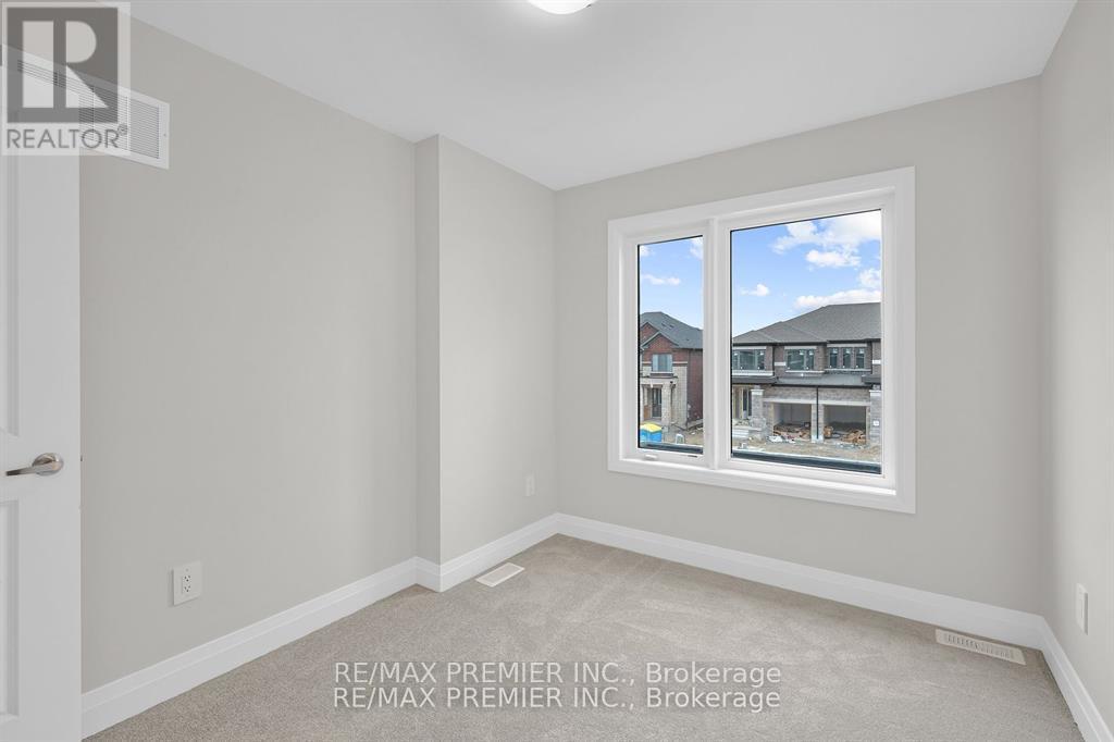 138 Corley Street, Kawartha Lakes (Lindsay), Ontario  K9V 0R4 - Photo 15 - X12068994