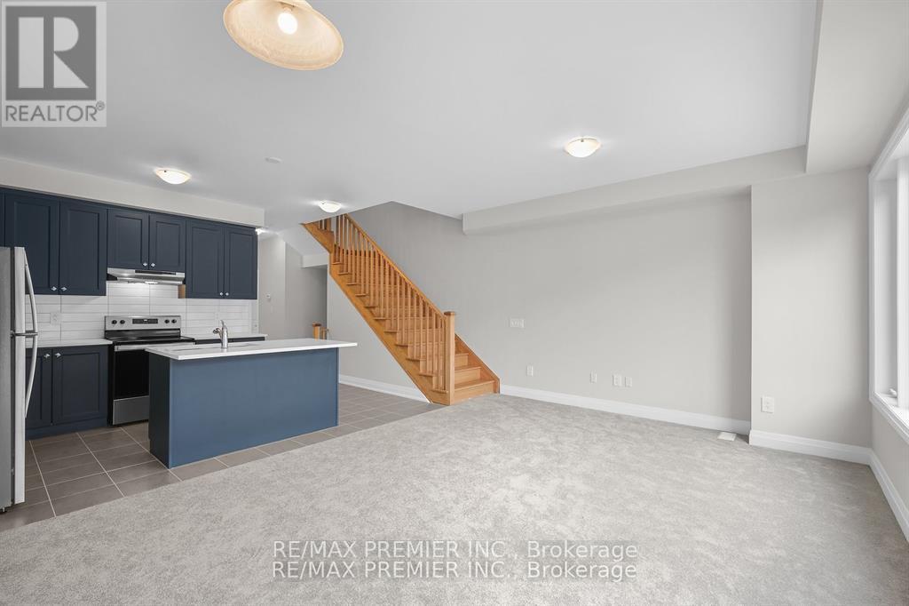 138 Corley Street, Kawartha Lakes (Lindsay), Ontario  K9V 0R4 - Photo 7 - X12068994