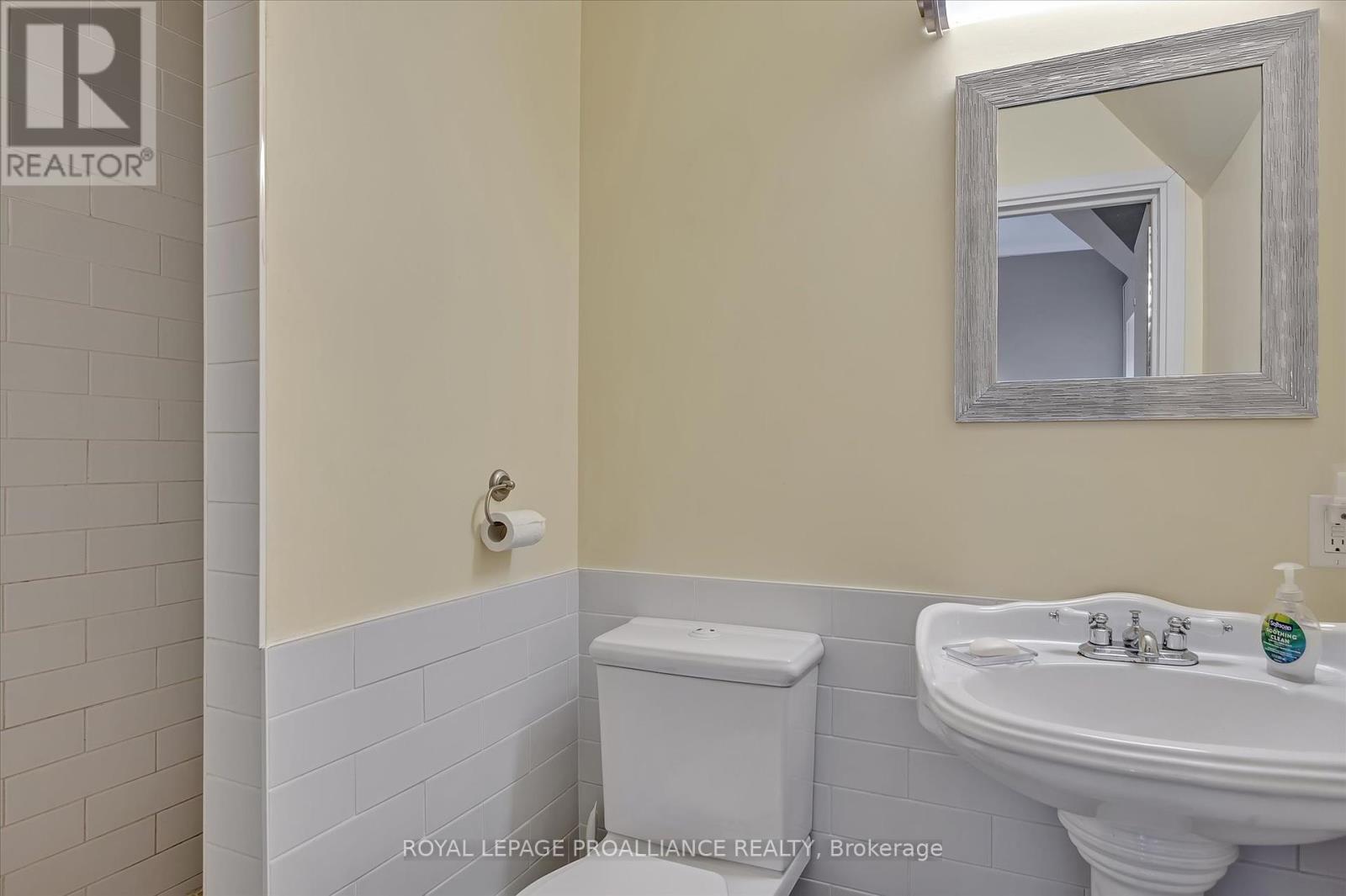 24 Katherine Street, Selwyn, Ontario  K0L 2H0 - Photo 35 - X12069815